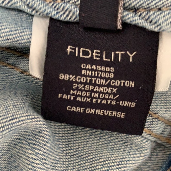 Super cute jean jacket - Picture 6 of 7